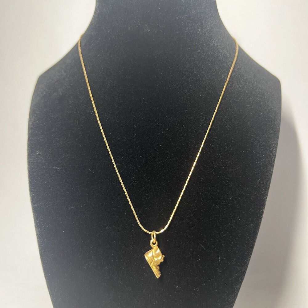 Vintage Gold Tone Mom Charm Necklace 3D Baby Bootie Shoe Sneaker Pendant 17.5”